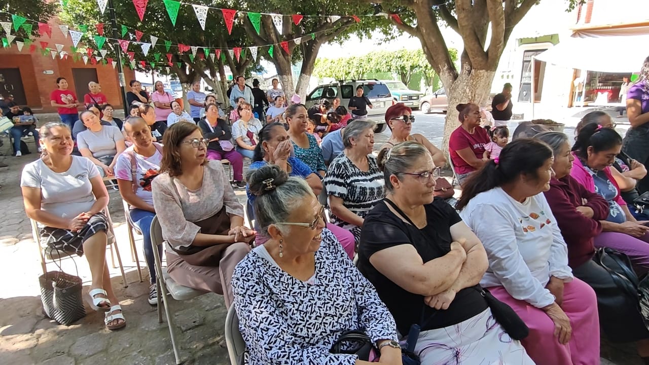 “¡NO ESTÁN SOLAS!”: GOBIERNO DE ACÁMBARO REAFIRMA SU COMPROMISO CON LAS MUJERES RURALES Y LLEVA APOYO DIRECTO A LAS COMUNIDADES